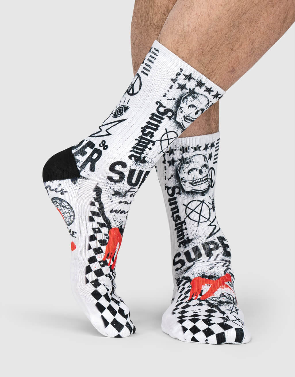 grungey-doodle-socks