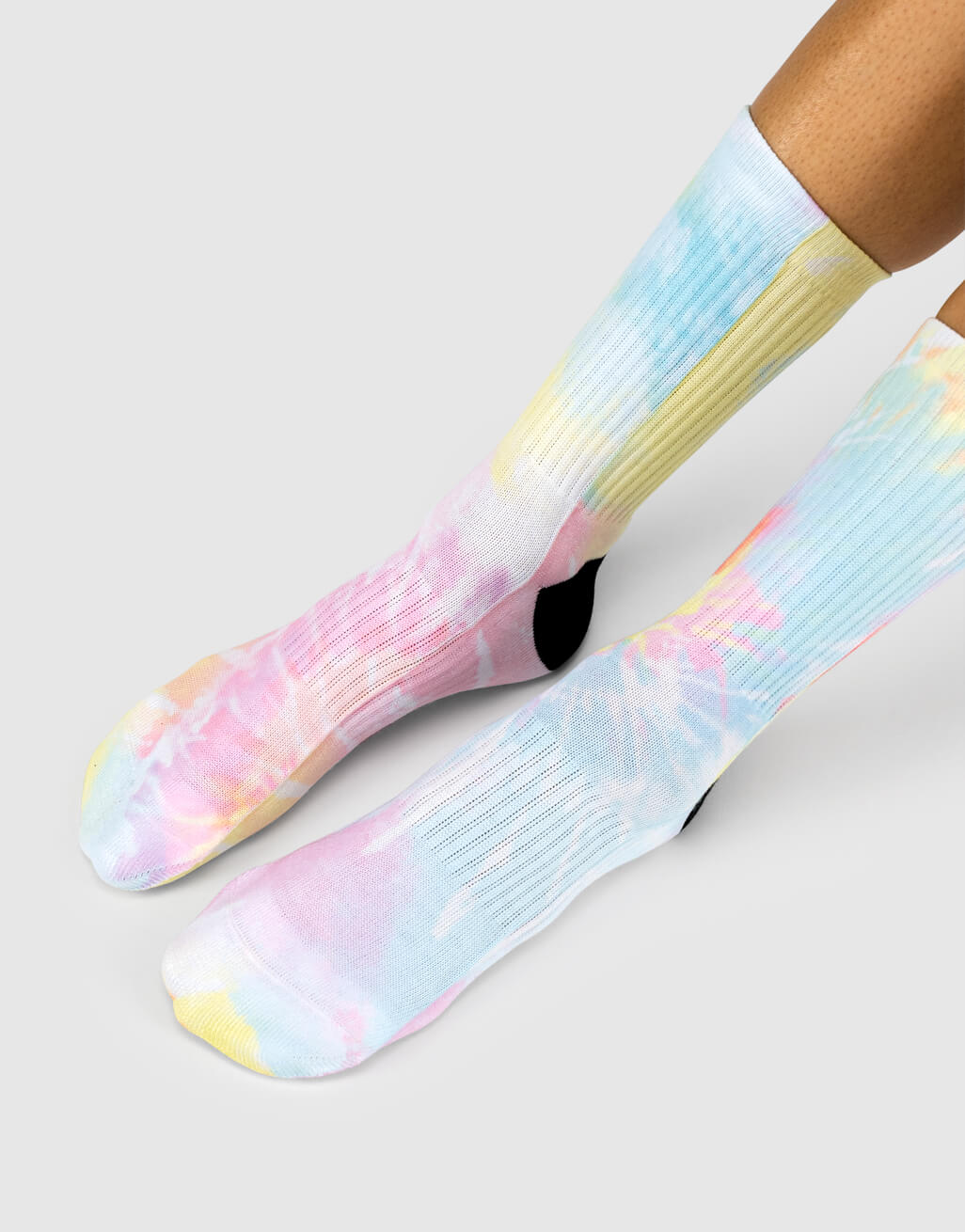 tie-dye-pastel-socks
